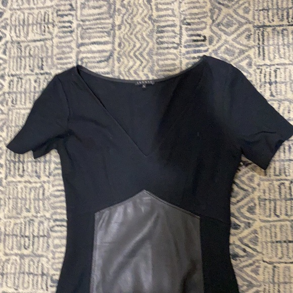 Dress with leather front and back - Picture 2 of 4